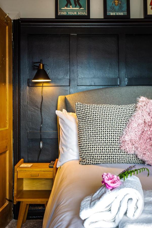 Stylish Romantic Country Escape Near Chester Christleton Buitenkant foto