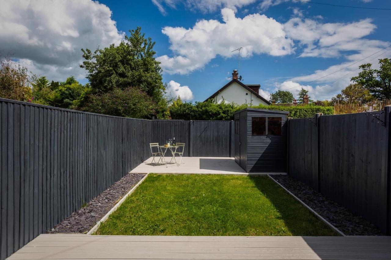 Stylish Romantic Country Escape Near Chester Christleton Buitenkant foto